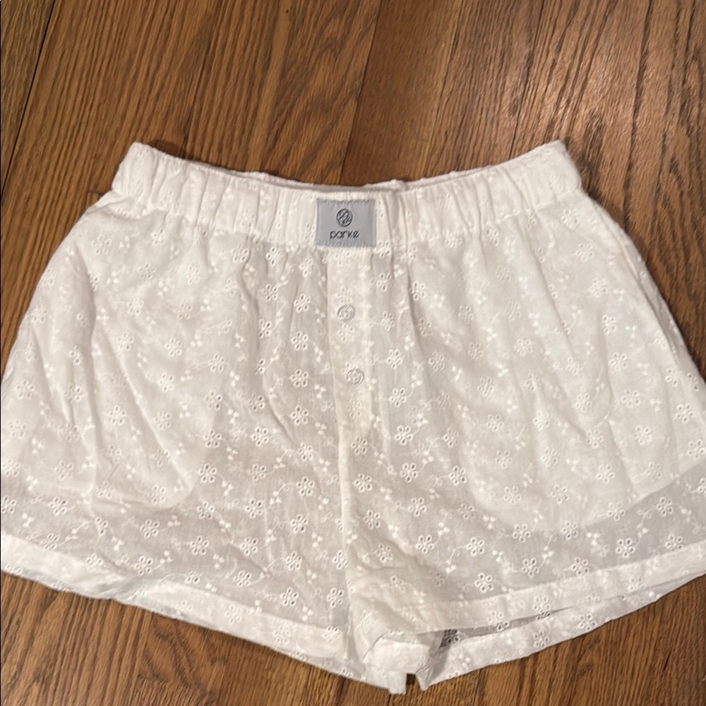 Parke Eyelet White Boxer Shorts size small never worn